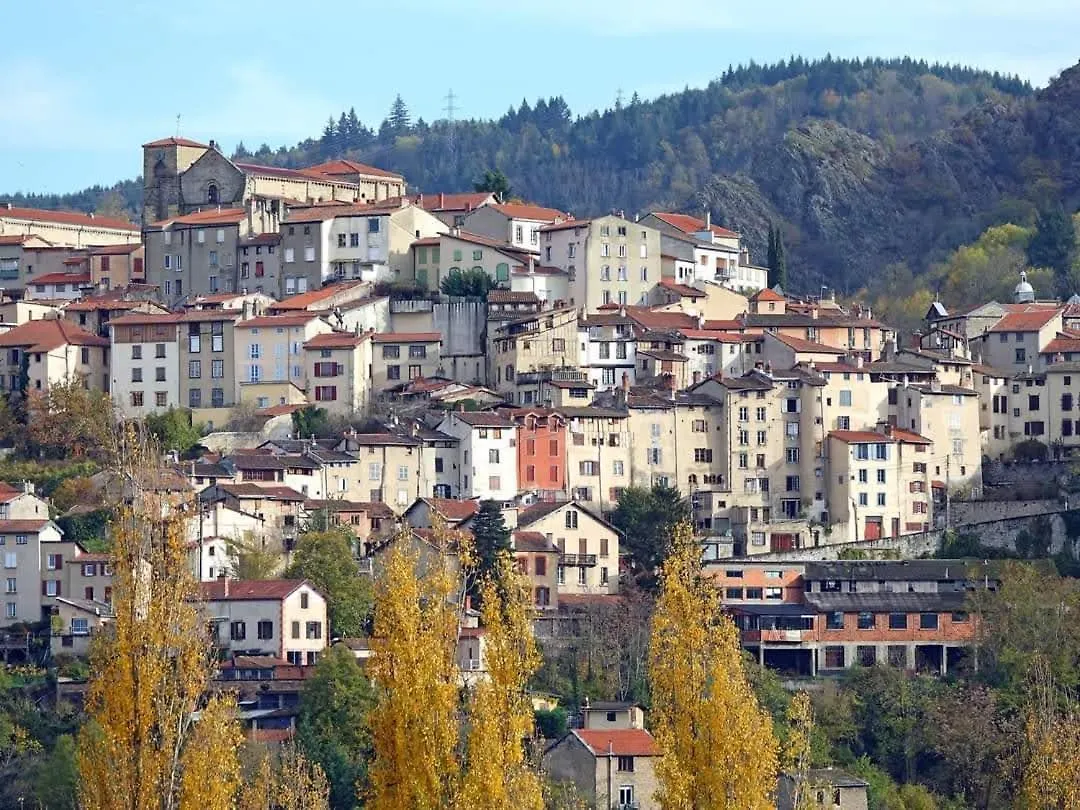 Le Charme De La Verriere Apartment Thiers