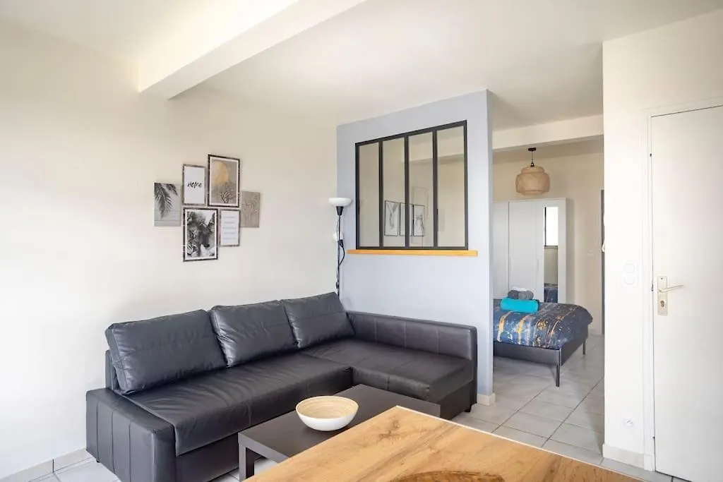 Le Charme De La Verriere Apartment Thiers